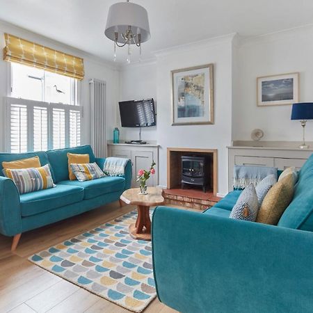Spacious Coastal Cottage Close To Beach - Bailey Cottage Deal Eksteriør billede