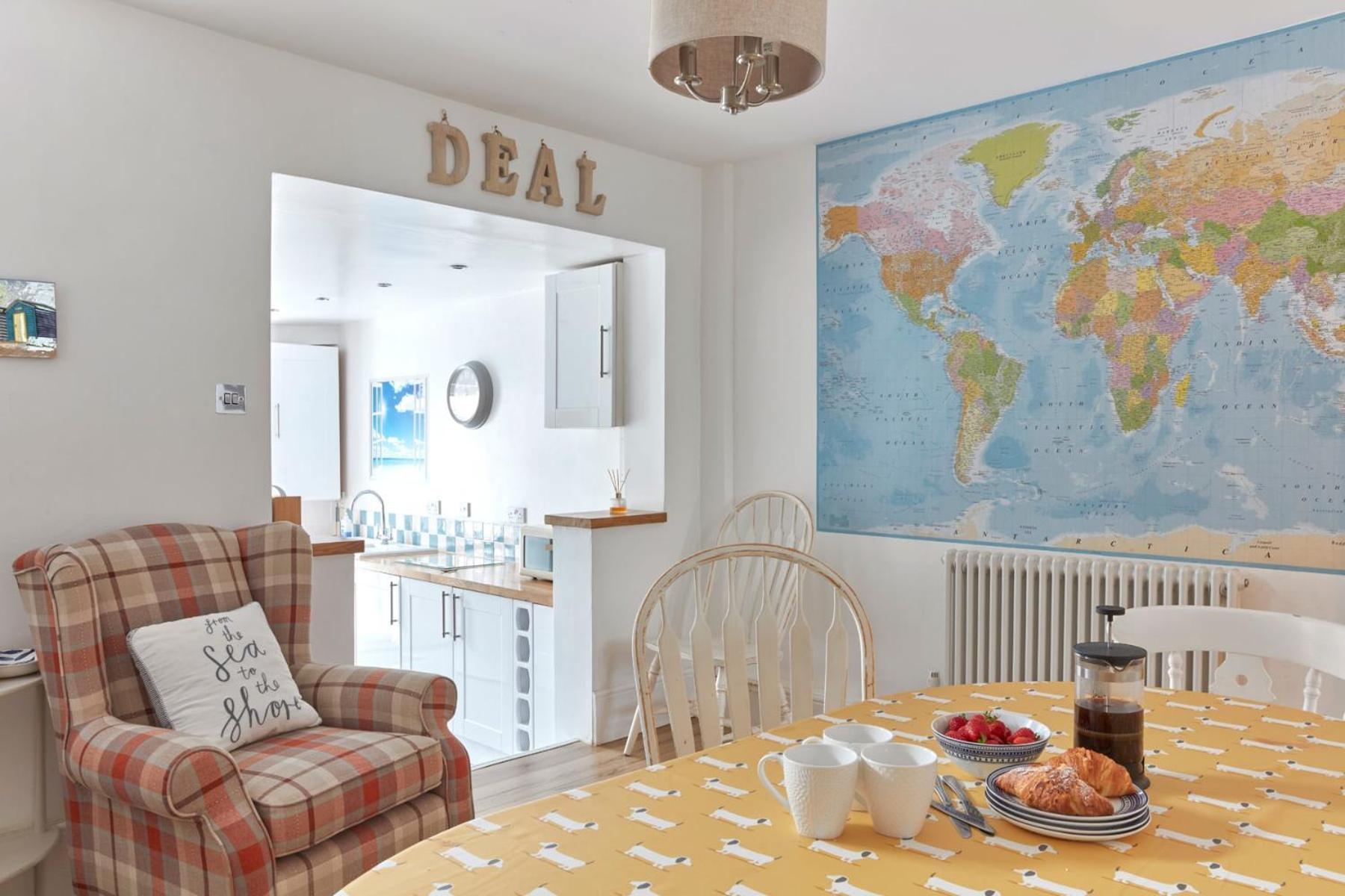 Spacious Coastal Cottage Close To Beach - Bailey Cottage Deal Eksteriør billede